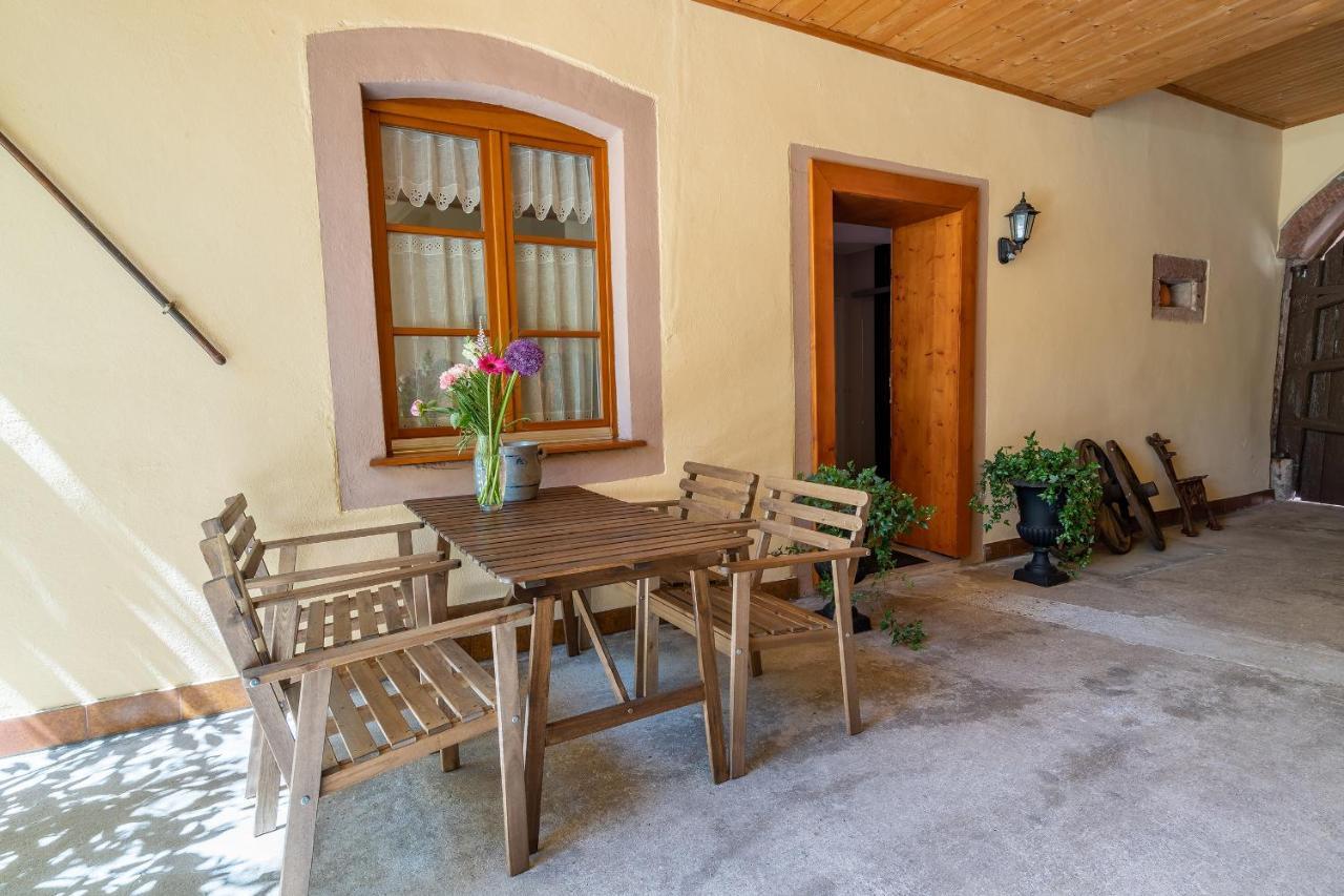 La Cour St-Fulrad - Les Suites Saint-Hippolyte  Esterno foto